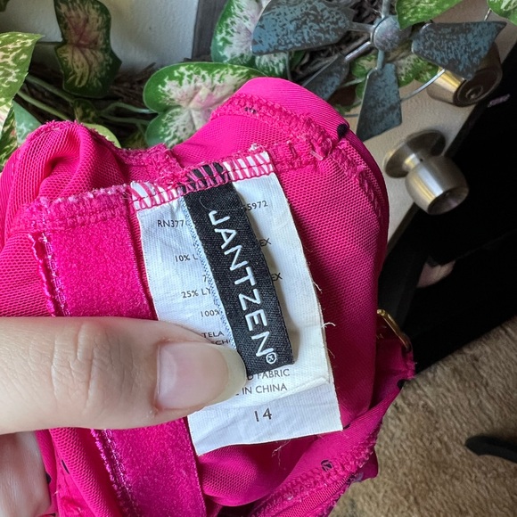 Jantzen One Piece Swimsuit Bathing Suit Strapless Ruffle Hot Pink Polka Dot 14. - Picture 2 of 16